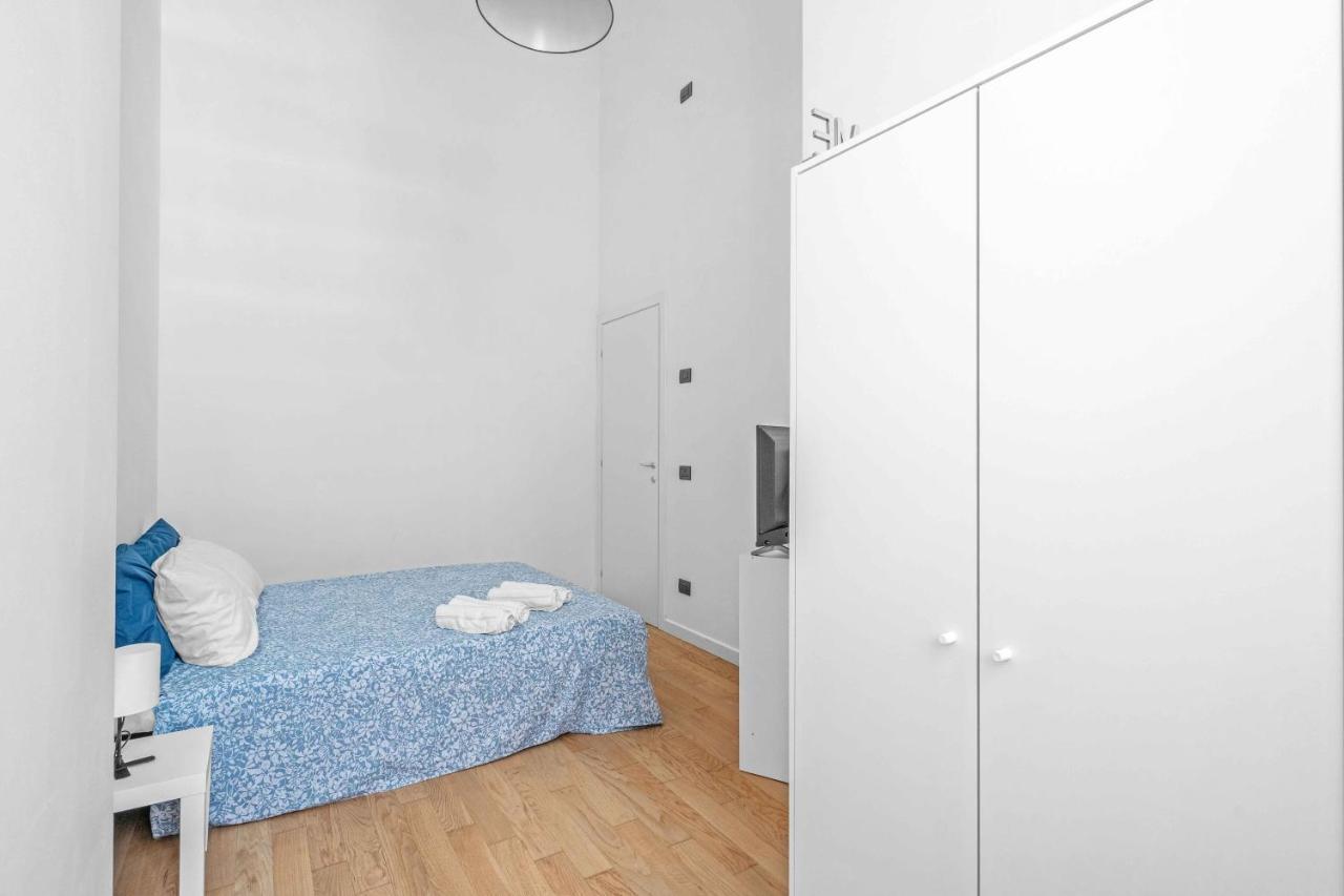 Cos54 - Exclusive Apartment With Garden In มิลาน ภายนอก รูปภาพ